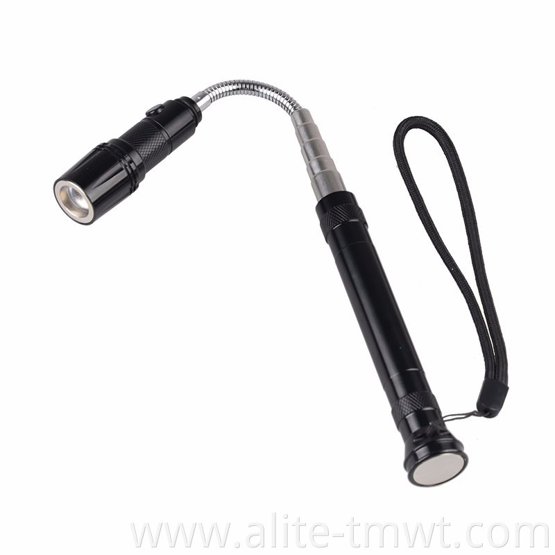 magnetic pick-up tool 3 led flashlight with telescoping magnet